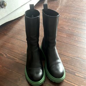 Steve Madden boots